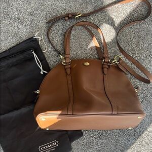 Authentic Coach Like New Leather Purse